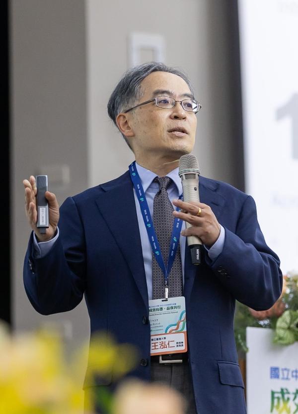 王泓仁 教務長